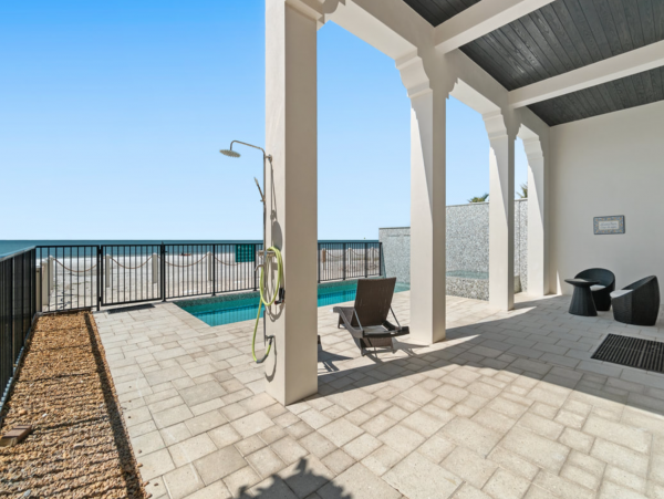 Beachfront Home in Fort Myers with Panoramic Gulf Views